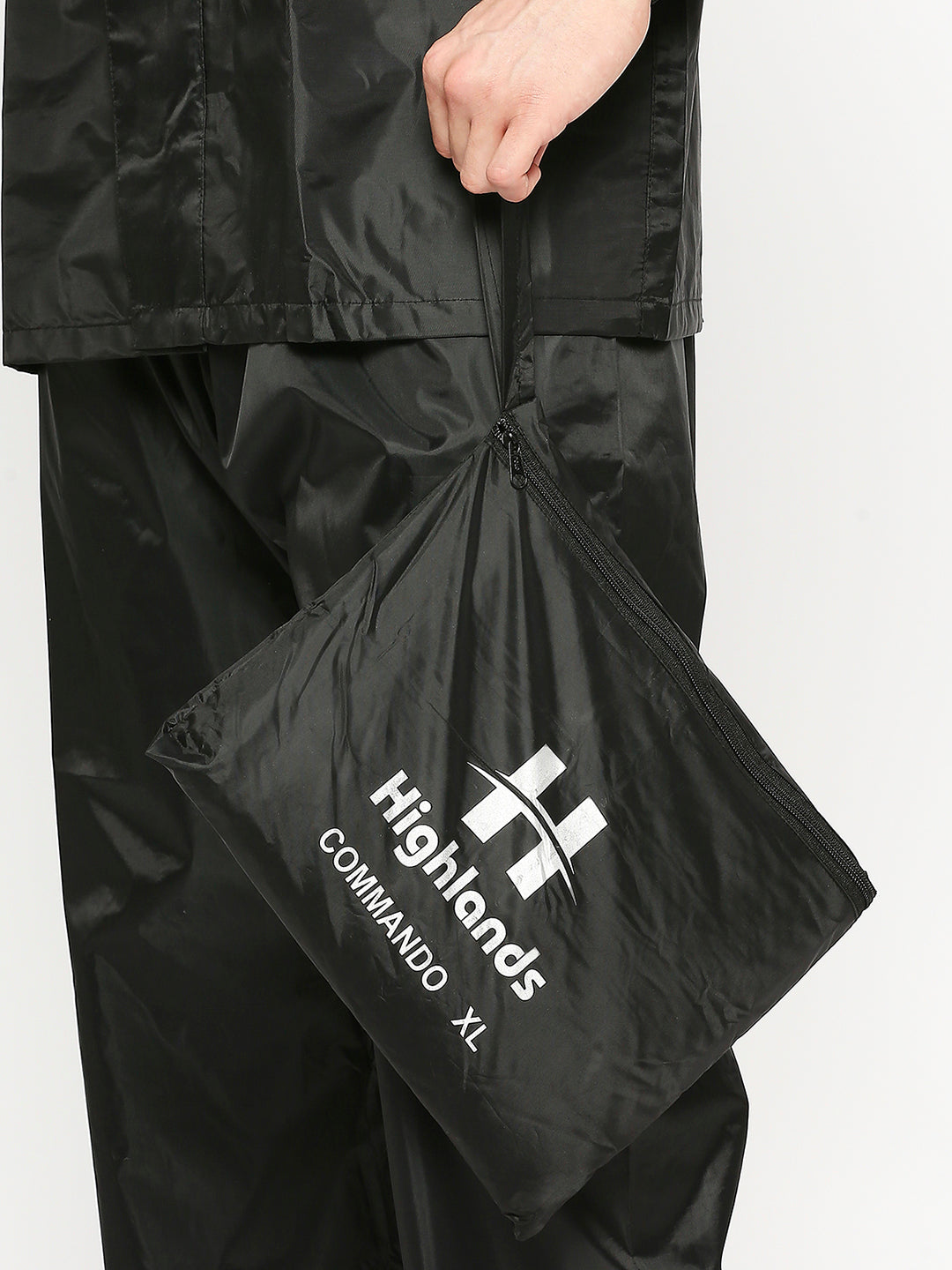 COMMANDO - Highlands Heavy-Duty Waterproof Rainsuit with 8" Tablet Pockets