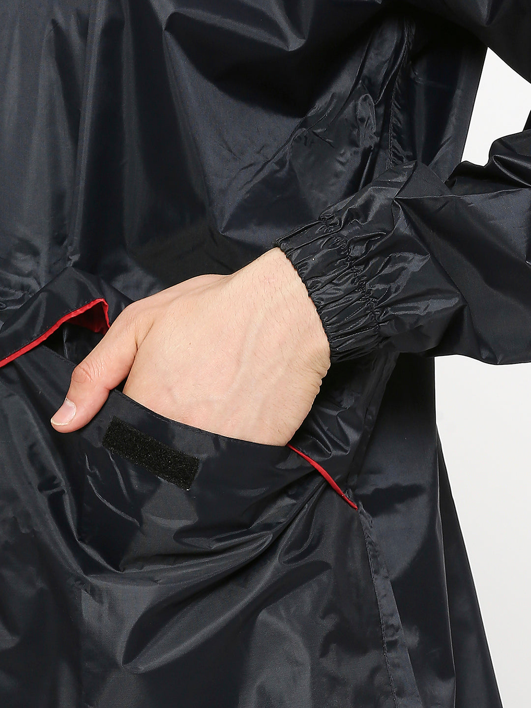 COMMANDO - Highlands Heavy-Duty Waterproof Rainsuit with 8" Tablet Pockets