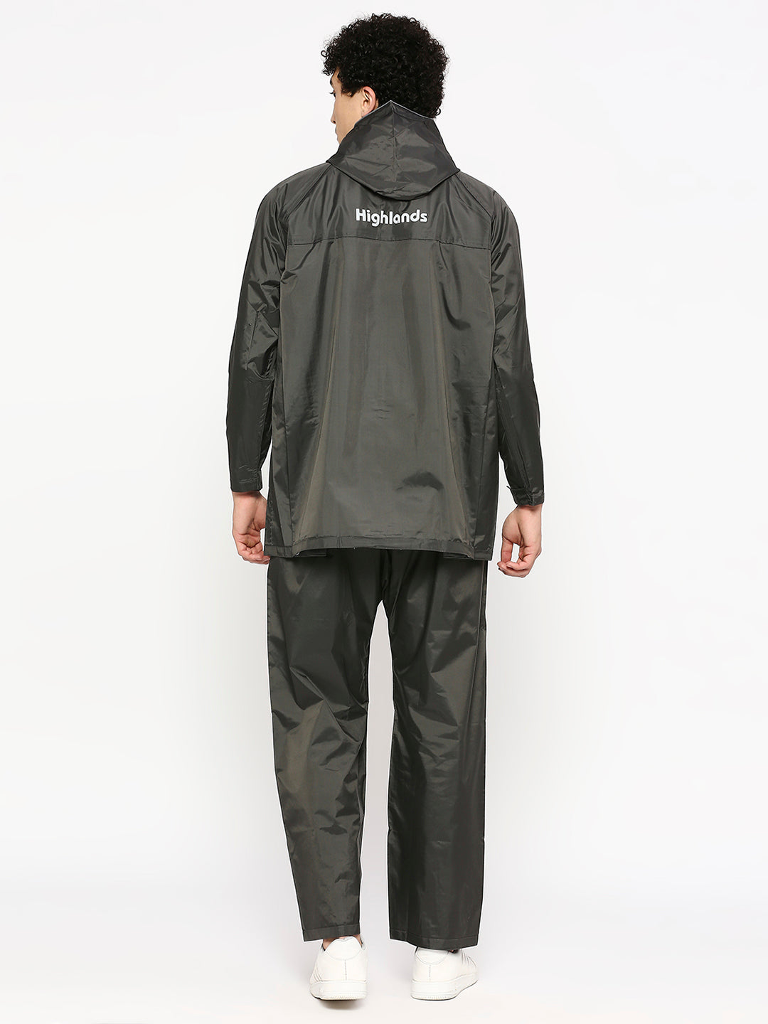 DELUXE - Highlands Heavy Duty Nylon Taffeta Seam-Sealed Rainsuit for Rain Protection