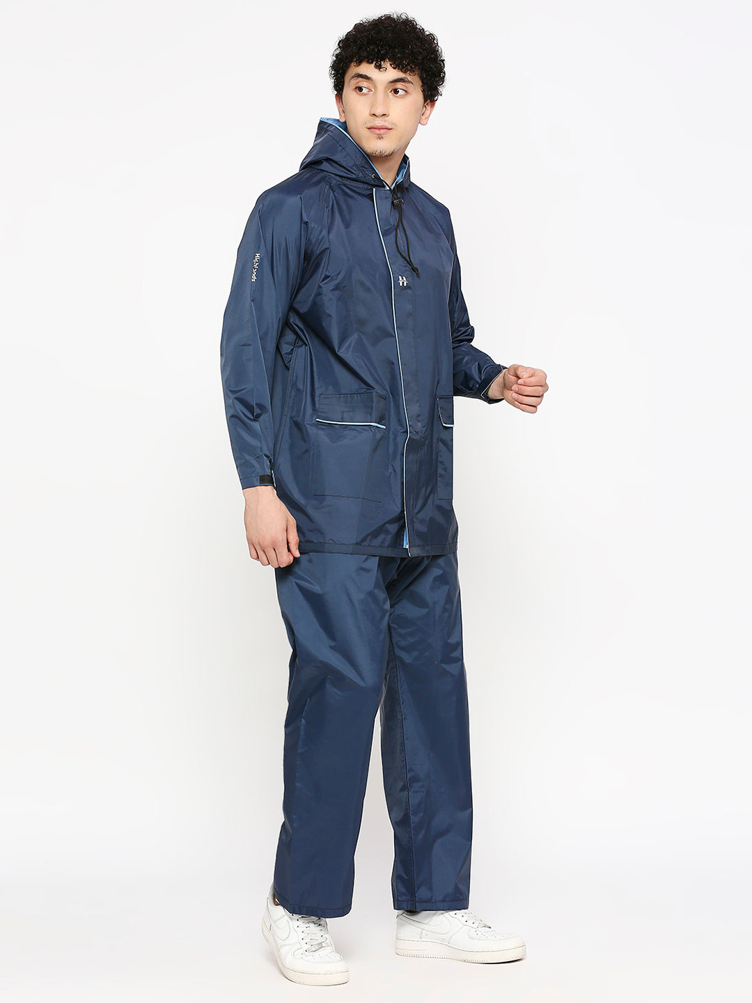 DELUXE - Highlands Heavy Duty Nylon Taffeta Seam-Sealed Rainsuit for Rain Protection